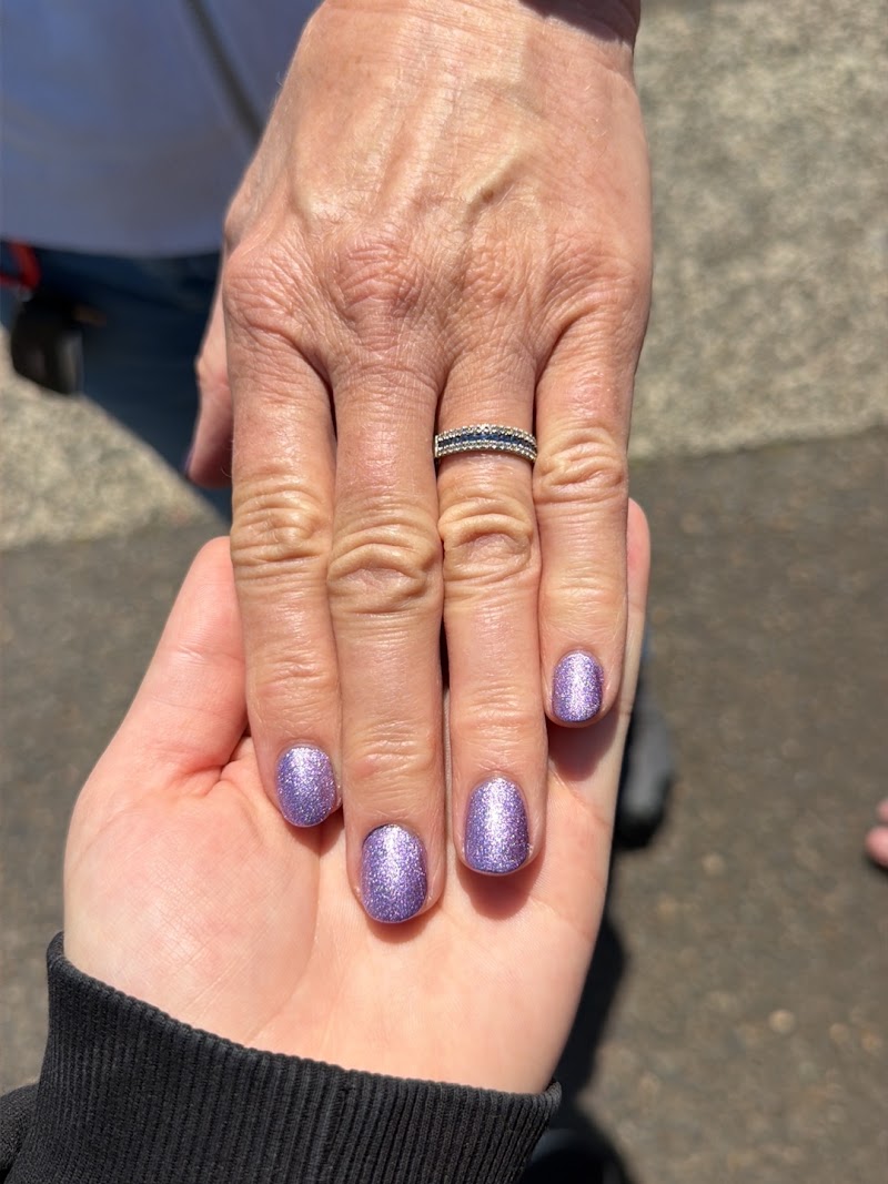 Q Nails & Spa, nail salon in Florence, OR, photo 1 of 8